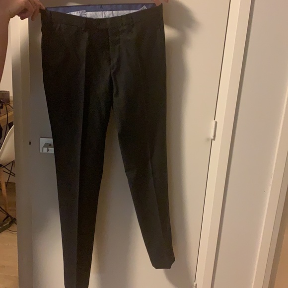 Men’s Massimo Dutti slim charcoal grey suit - Picture 2 of 2